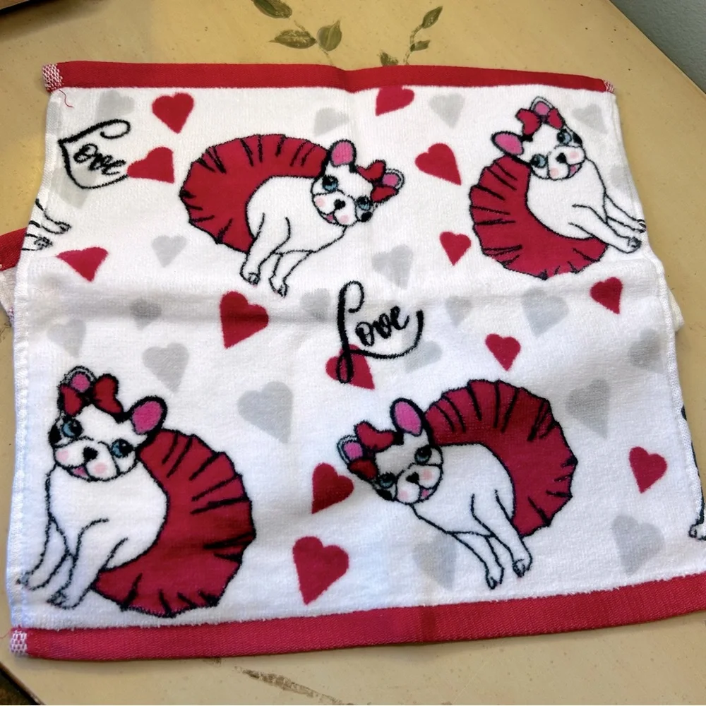Bebe White French Bulldog Ballerina Tutu Hearts Love Wash Cloths Towels 2 NEW